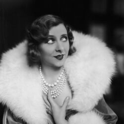 Picture of Yvonne Printemps