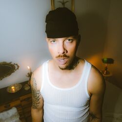 Picture of J Abecia
