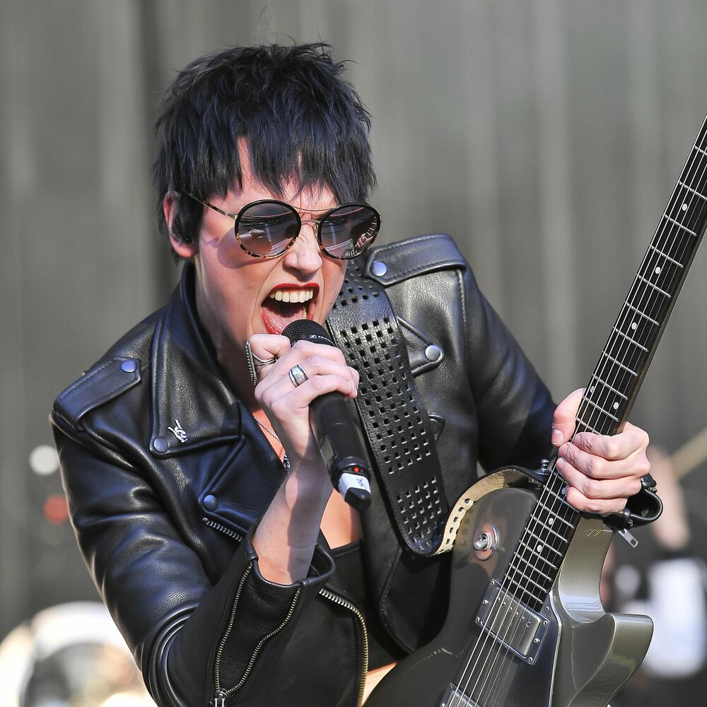 Picture of Lzzy Hale