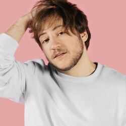 Picture of Manu Beker