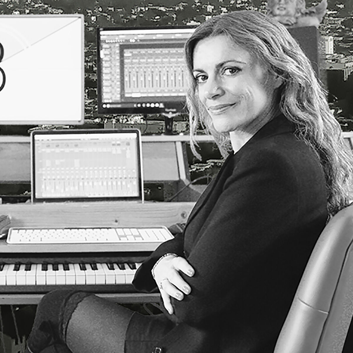 Artist picture of Elena Maro