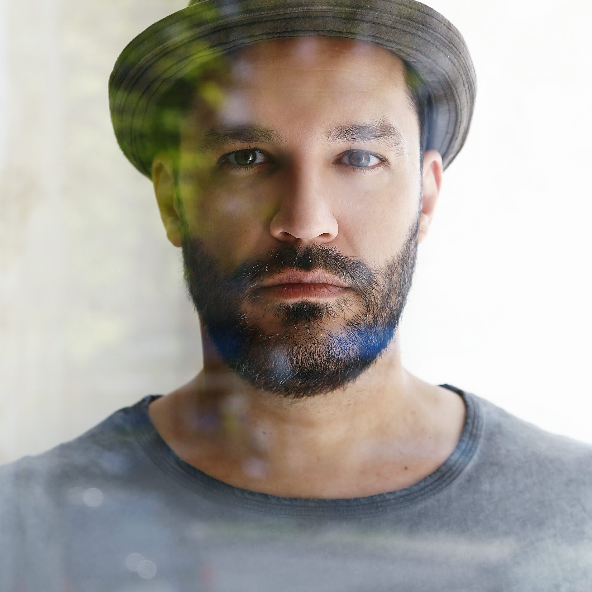 Artist picture of Phonique