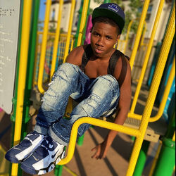 Picture of WhoHeem