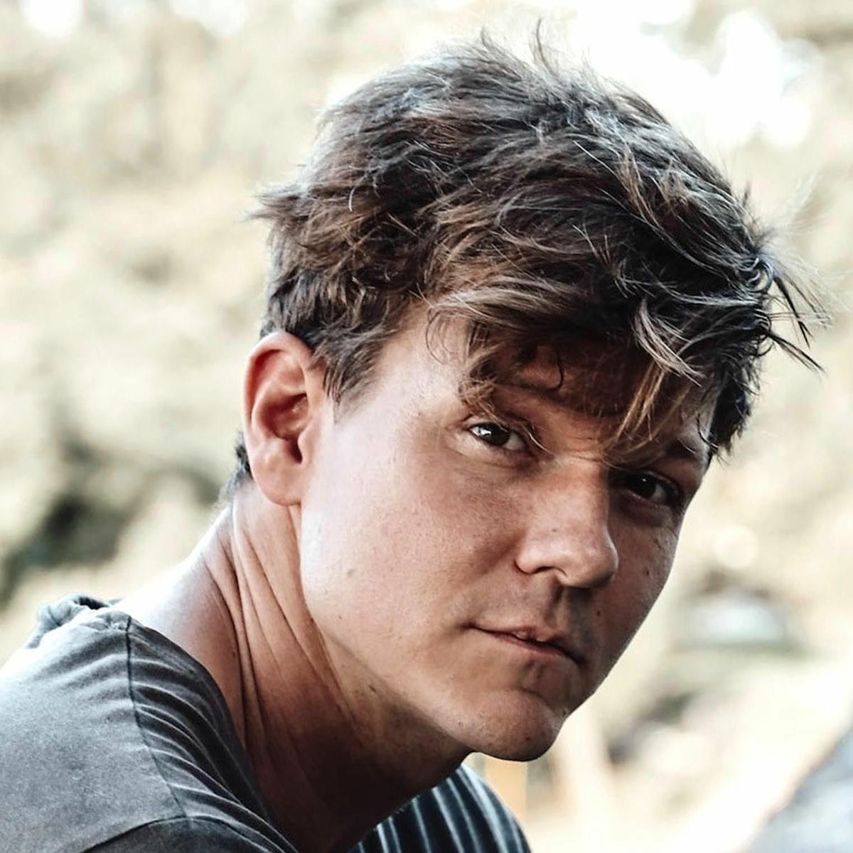 Artist picture of Tyler Ward