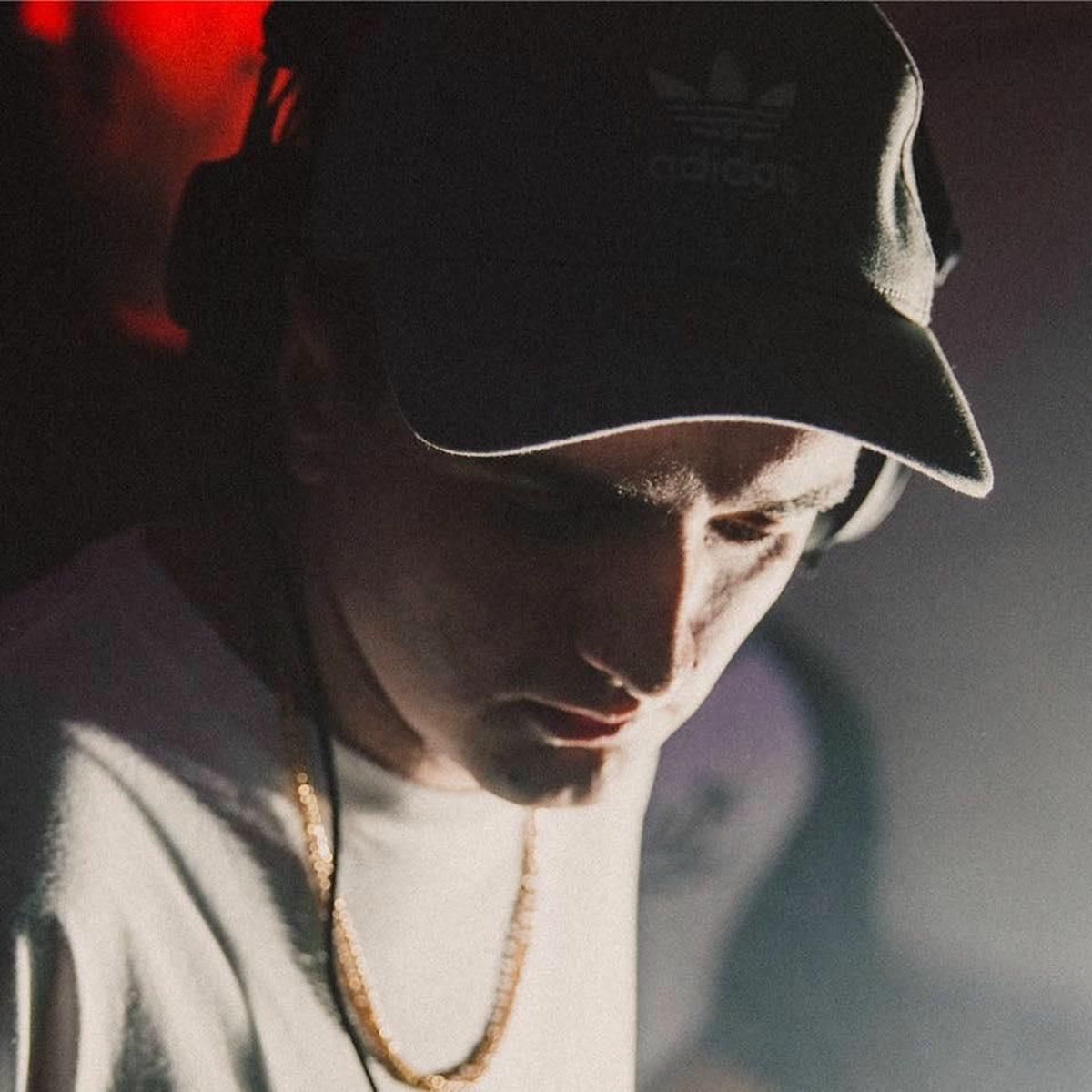 Artist picture of Ben Hemsley