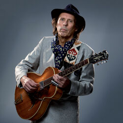 Picture of Dave Lindholm