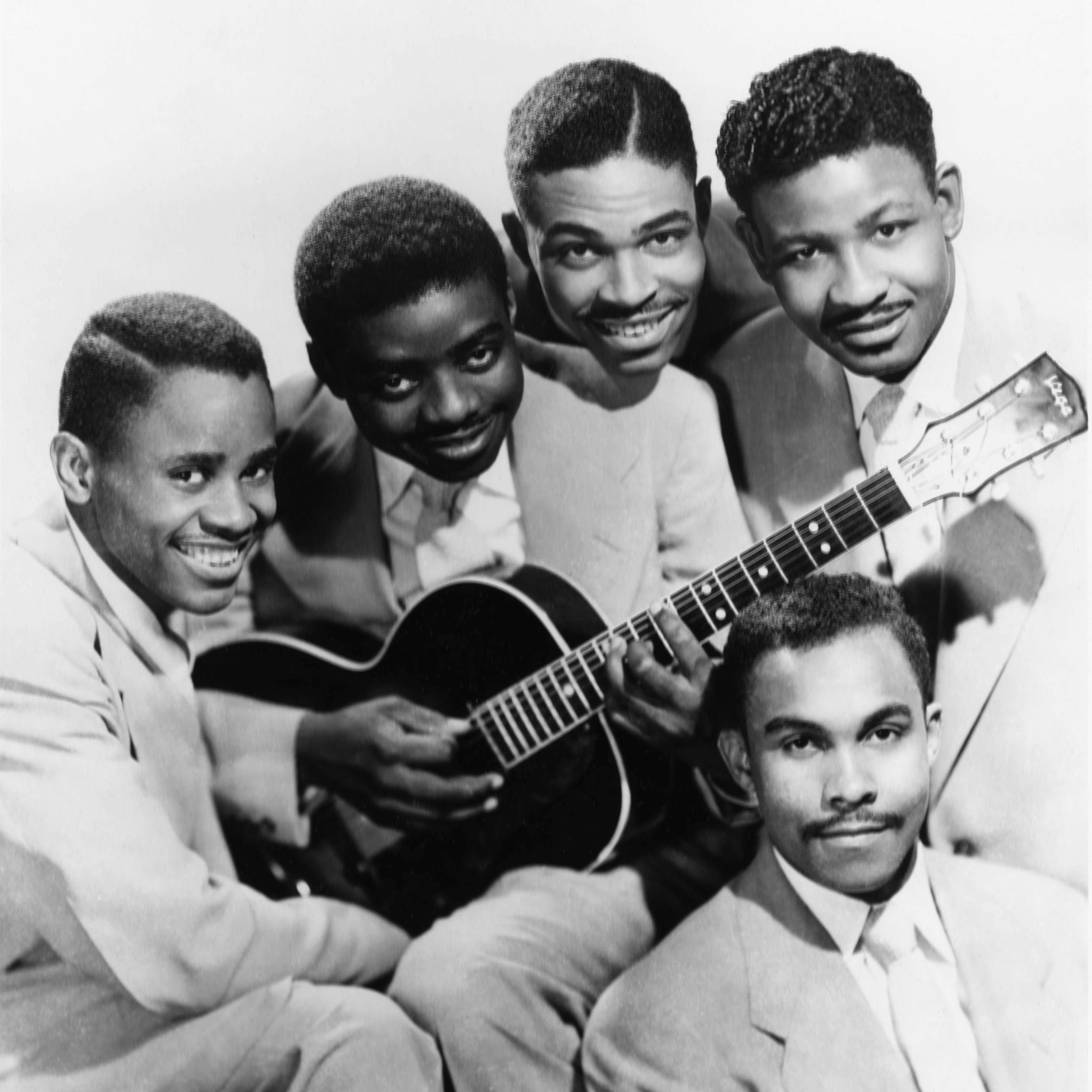 Artist picture of The Clovers