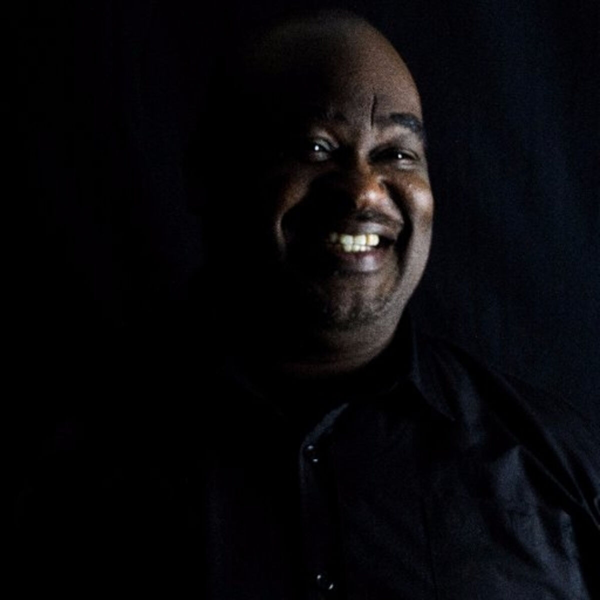 Eddie James