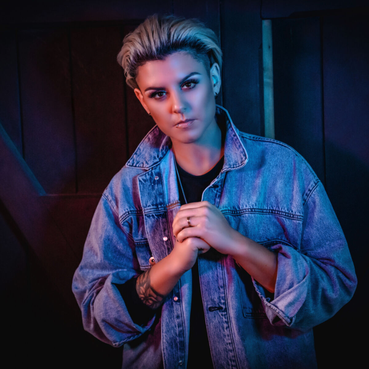 Artist picture of Christina Novelli
