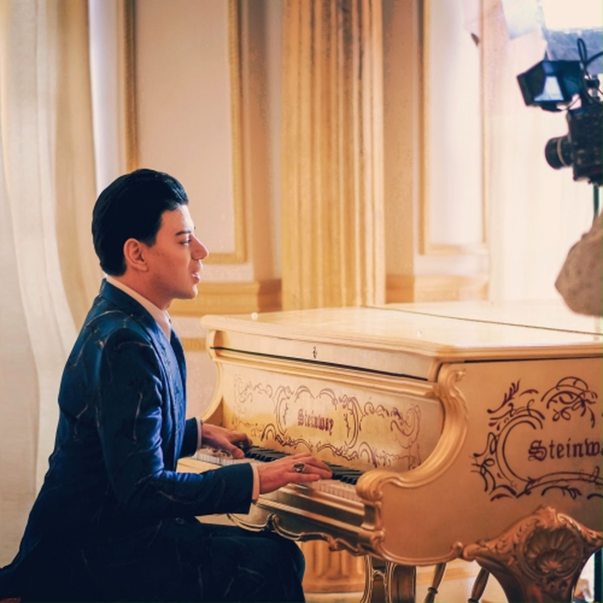 Artist picture of Malan Breton