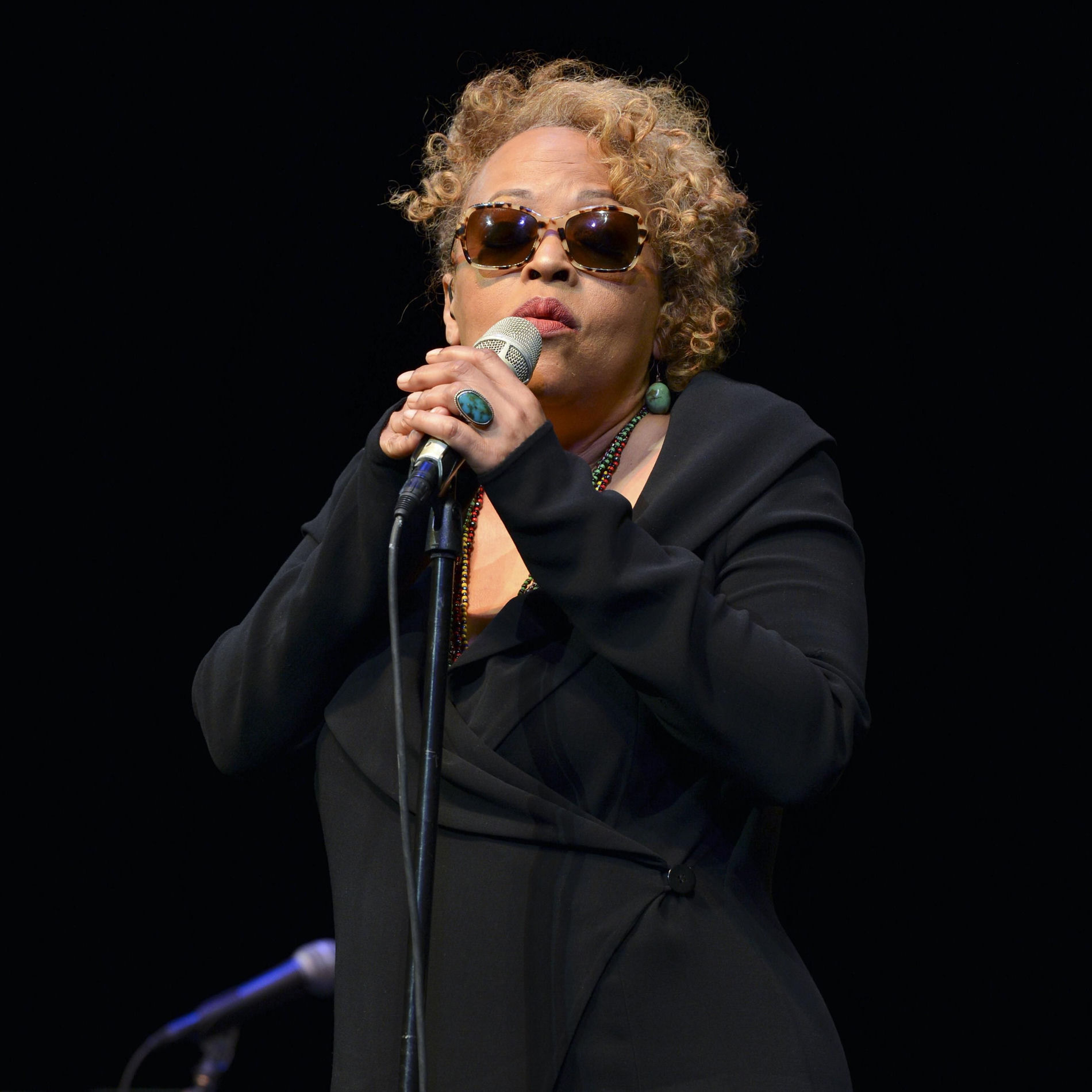 Artist picture of Cassandra Wilson