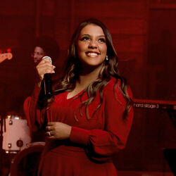 Picture of Larissa Pires