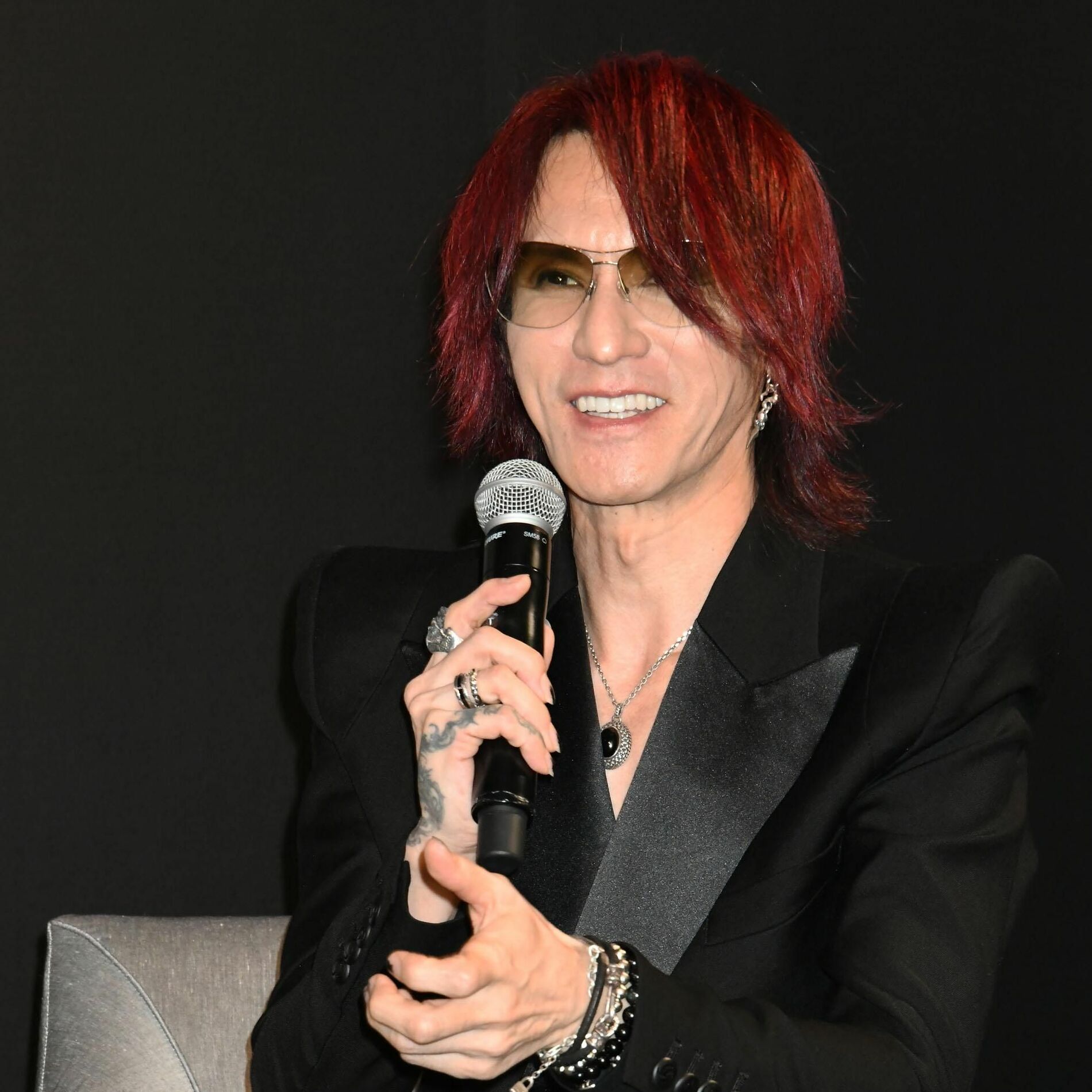 SUGIZO: アルバム、曲、コンサート | Deezer