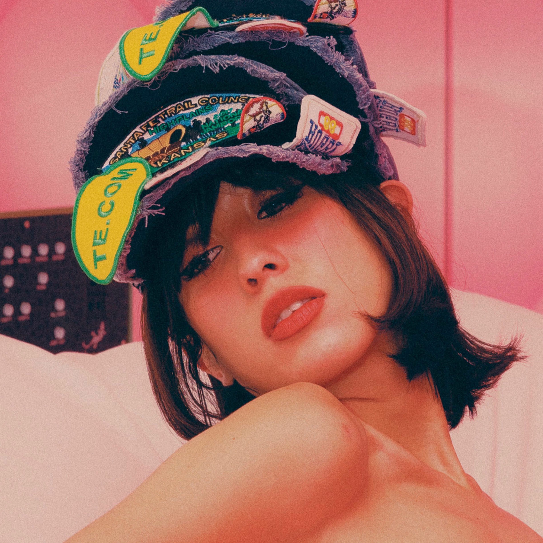 Artist picture of Isabella LoveStory