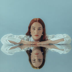 Picture of Mia Wray