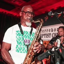 Picture of Karl Denson