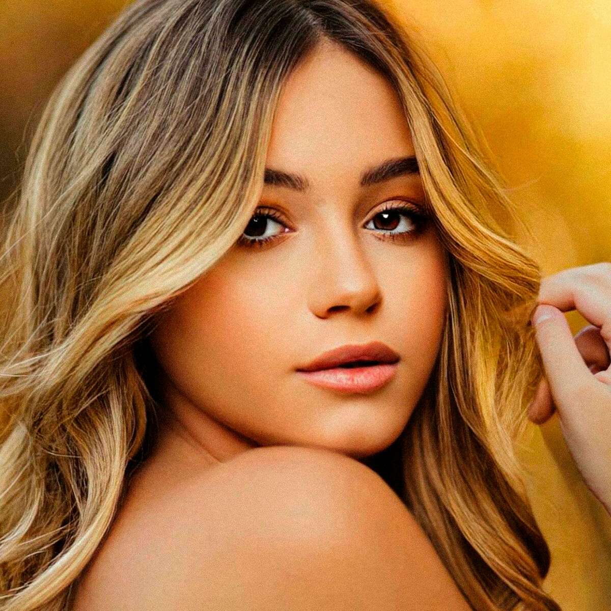 Artist picture of Anna Mel