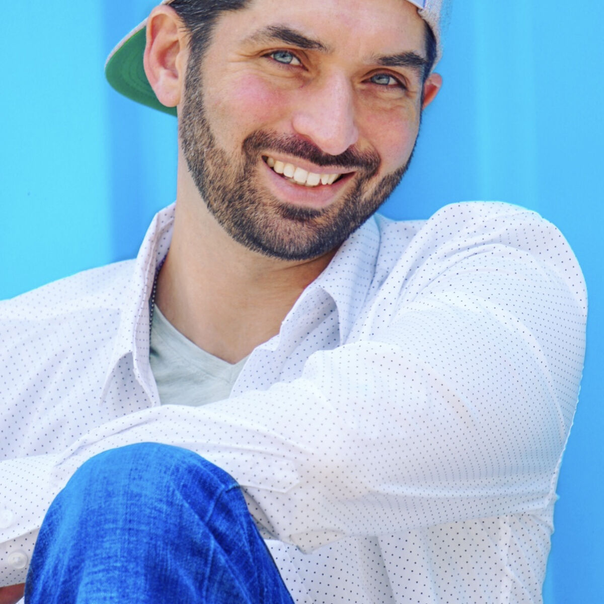 Artist picture of Dustin Olson