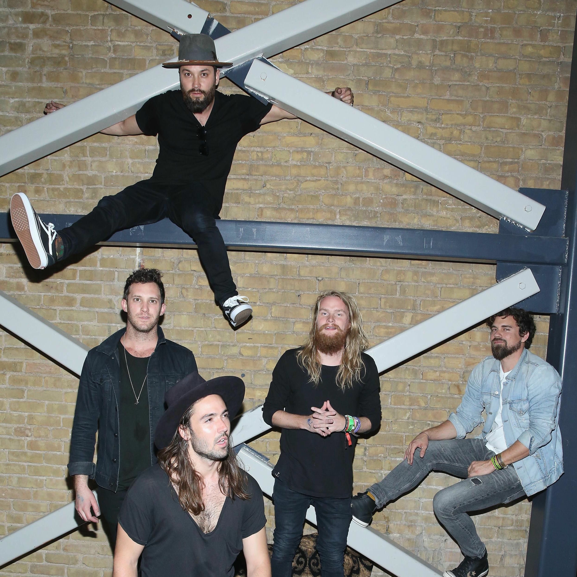 Artist picture of Grizfolk
