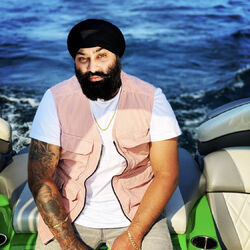 Picture of Chani Nattan