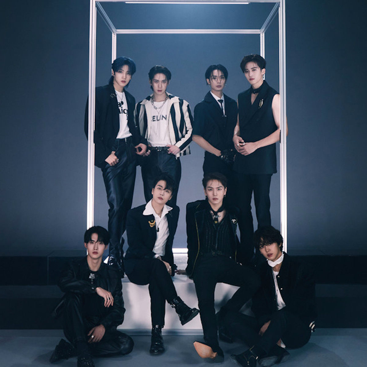 PENTAGON: albums, songs, concerts | Deezer