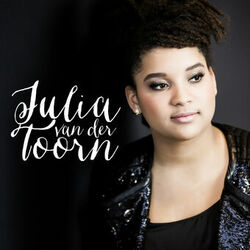 Picture of Julia van der Toorn