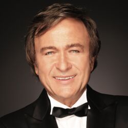 Picture of Erol Evgin