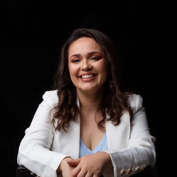 Picture of Lenise Antunes