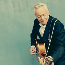 Picture of Tommy Emmanuel