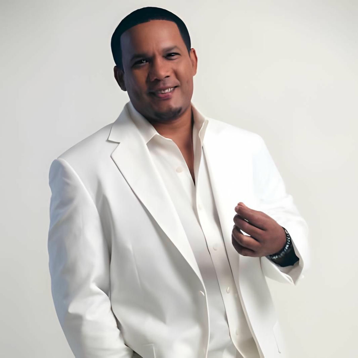 Hector Acosta 