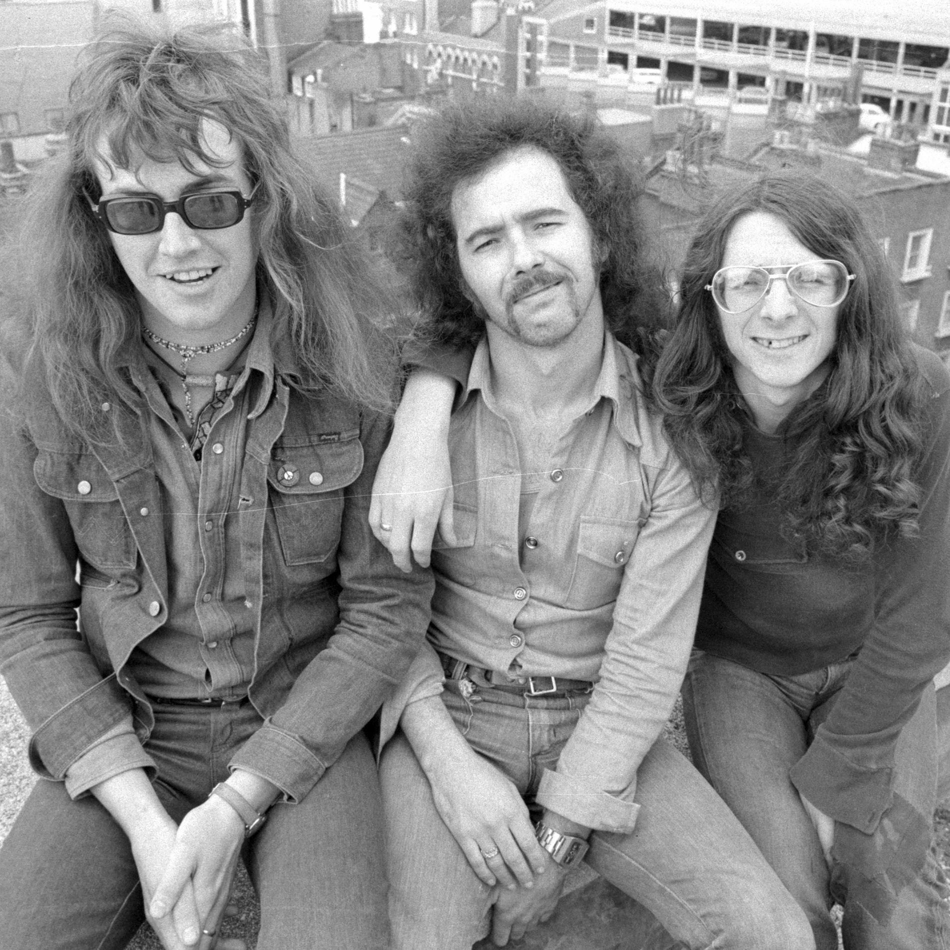 Artist picture of Budgie