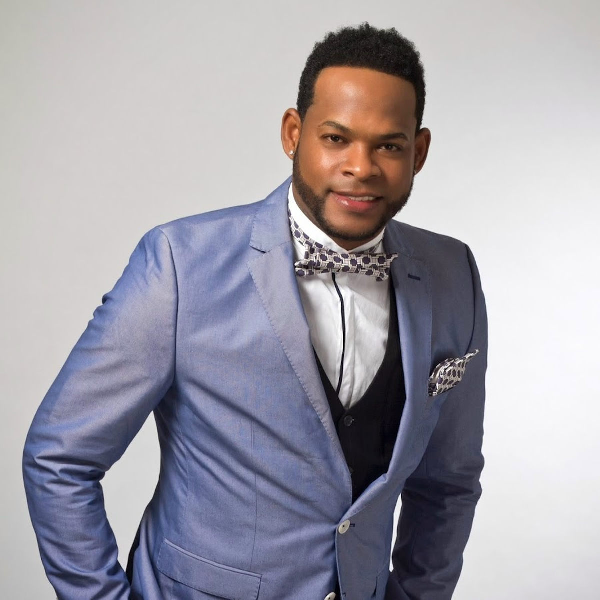 Artist picture of Yiyo Sarante