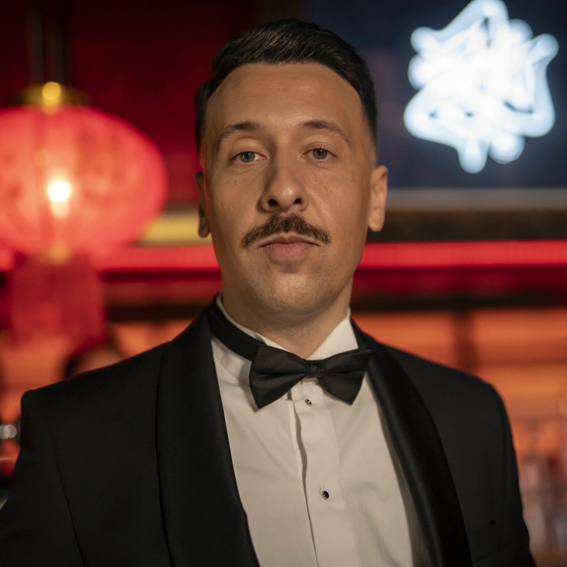 Artist picture of Avi