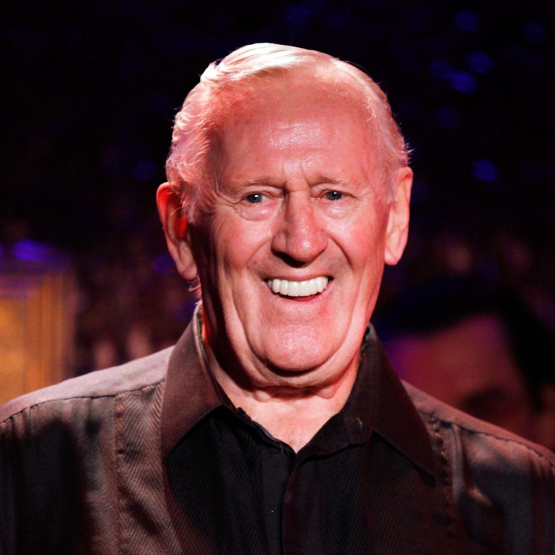 Artist picture of Len Cariou