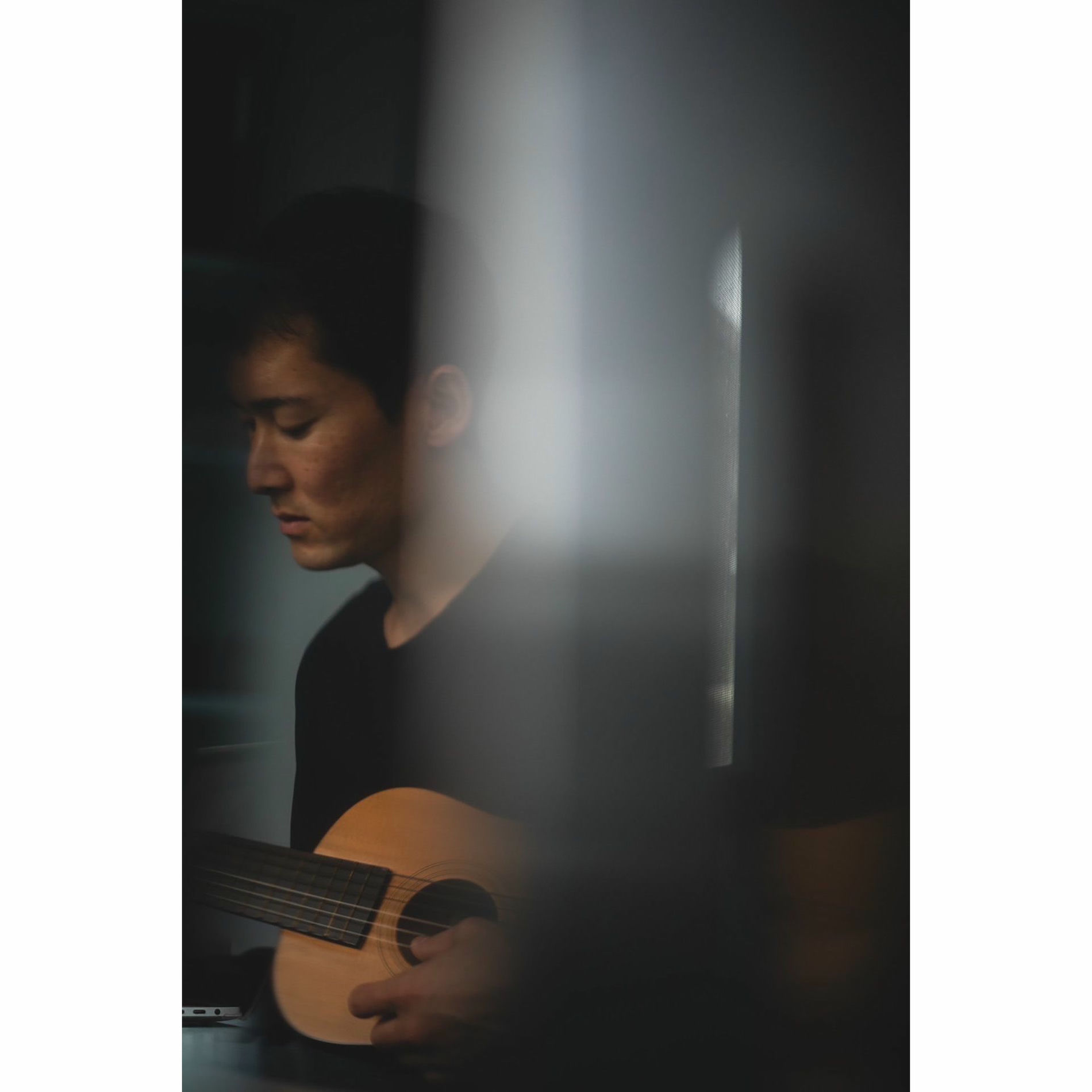 Artist picture of Shimon Hoshino