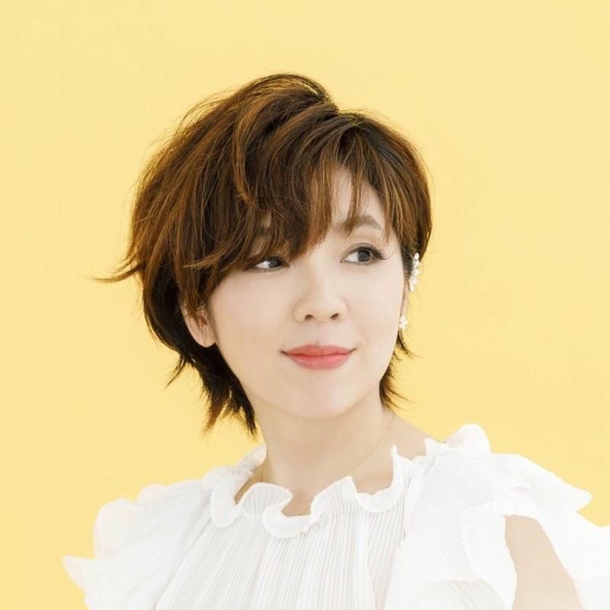 Mayo Okamoto: albums, songs, concerts | Deezer