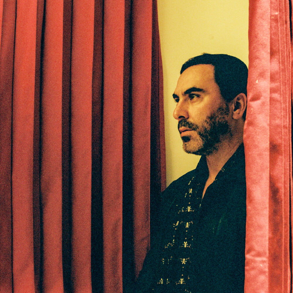 Picture of James Eleganz