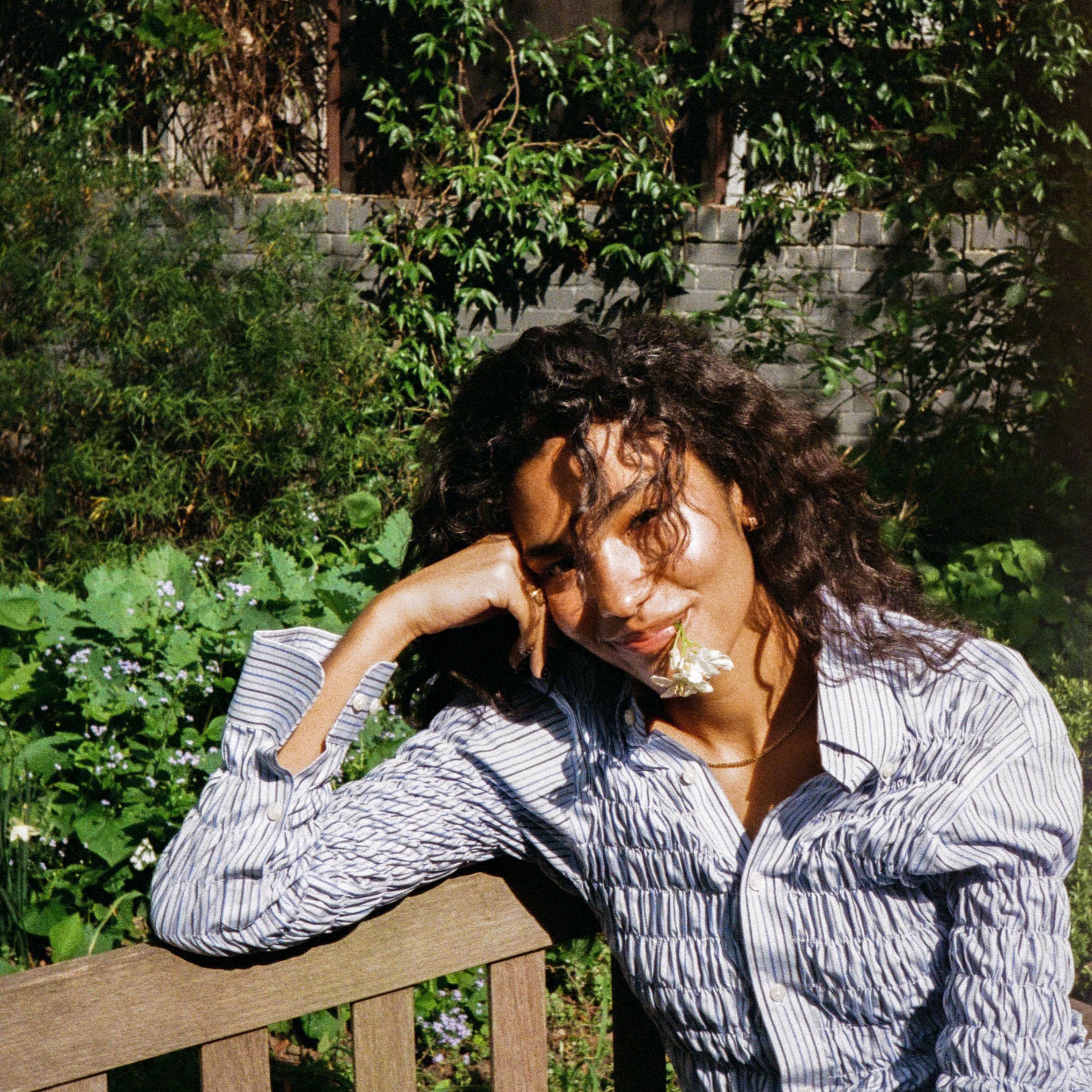 Artist picture of Olivia Dean