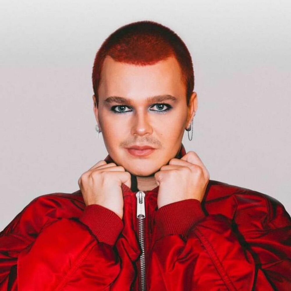 Picture of Red Sebastian