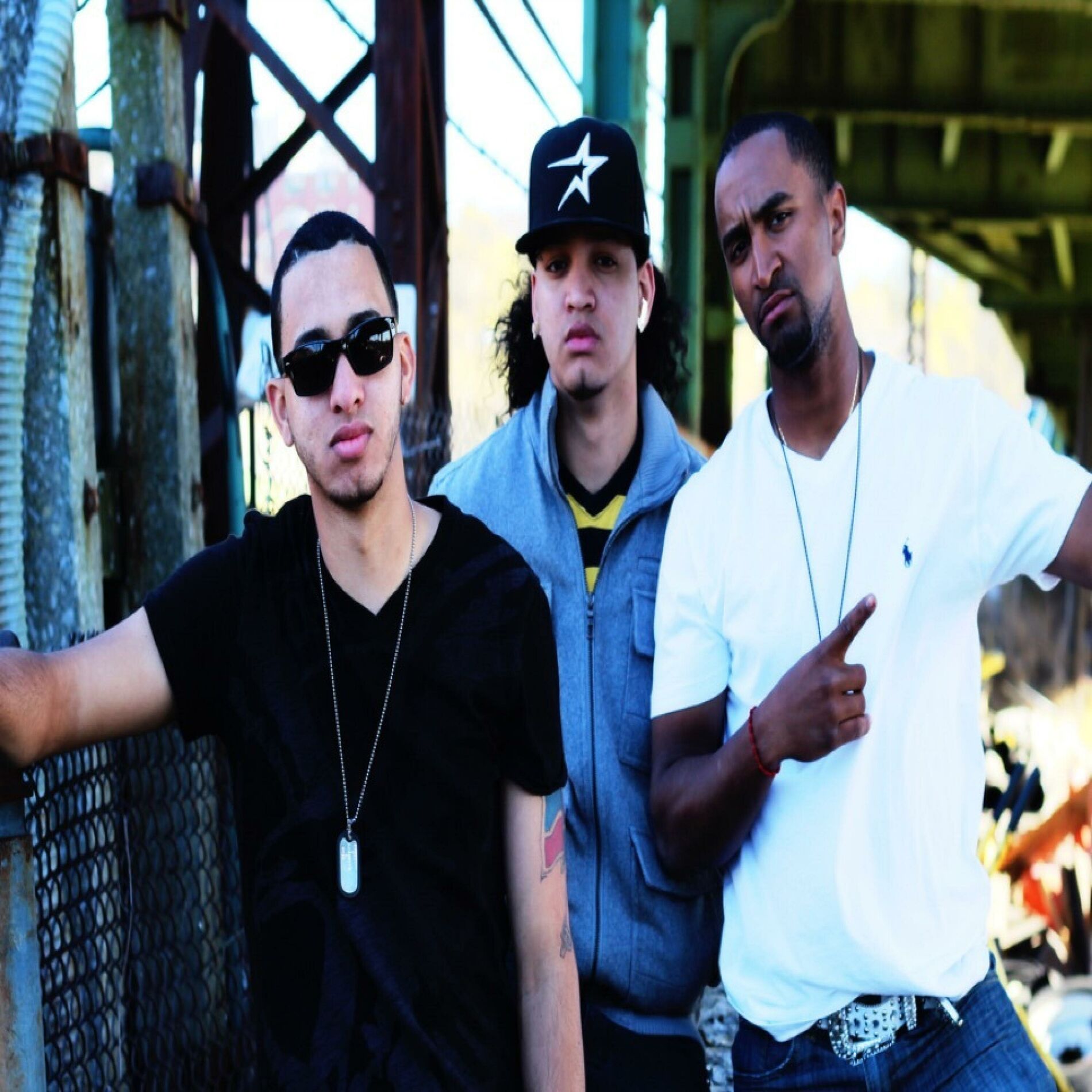 Album cover of Descansa En Paz (feat. Jota B & Giga)