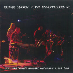 Ekko Fra "Hovig's Hangar" Med Storytellers XL