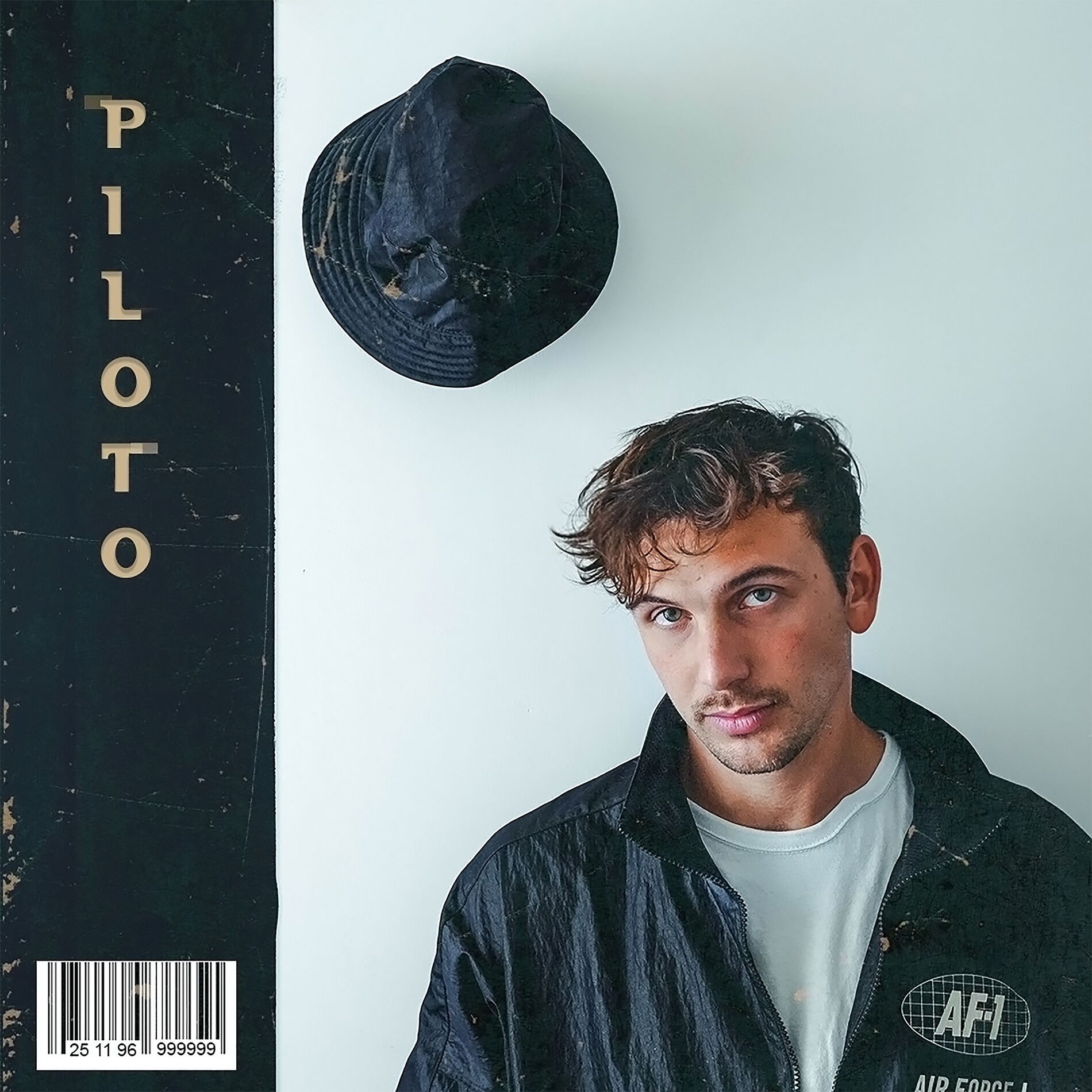 Album cover of PILOTO