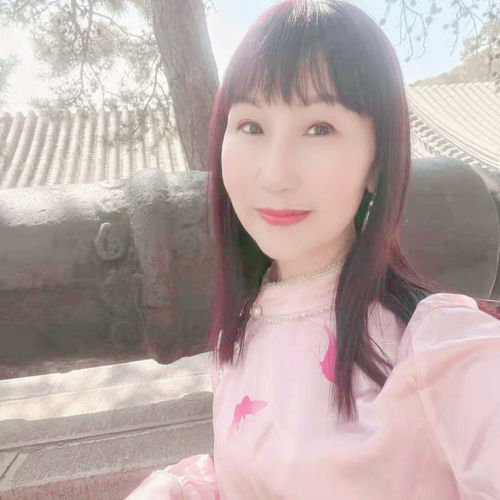 你像桃花千娇百媚