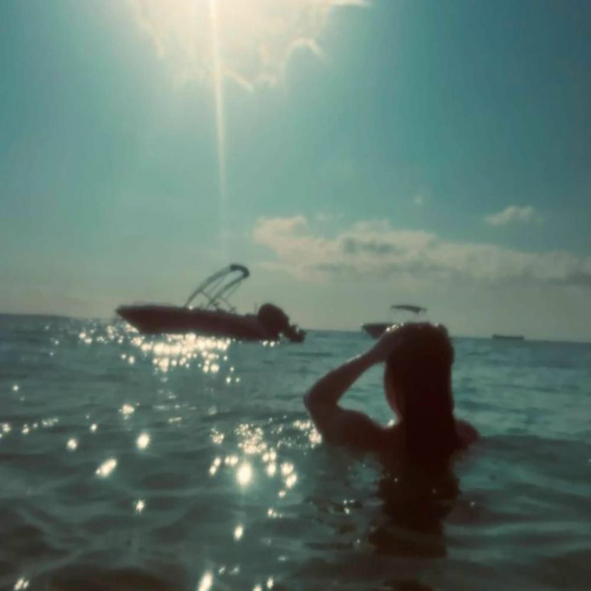 Album cover of Airplane Mode Remix (feat. Limbo)