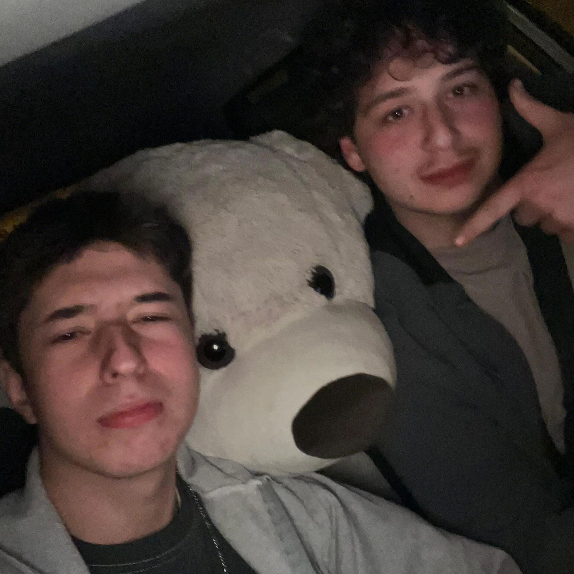 Album cover of Yalan (feat. Ufo)
