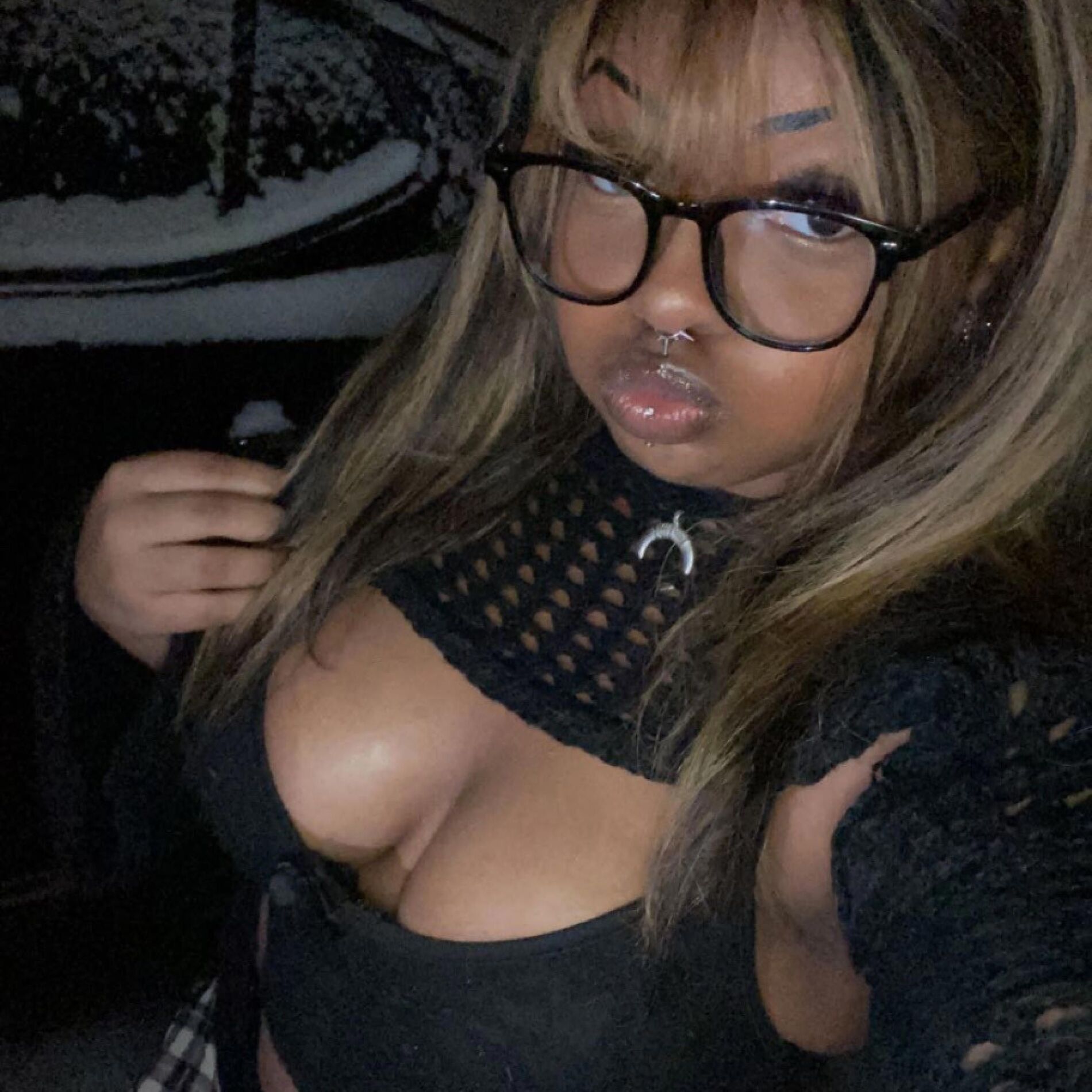 Album cover of Hold me down