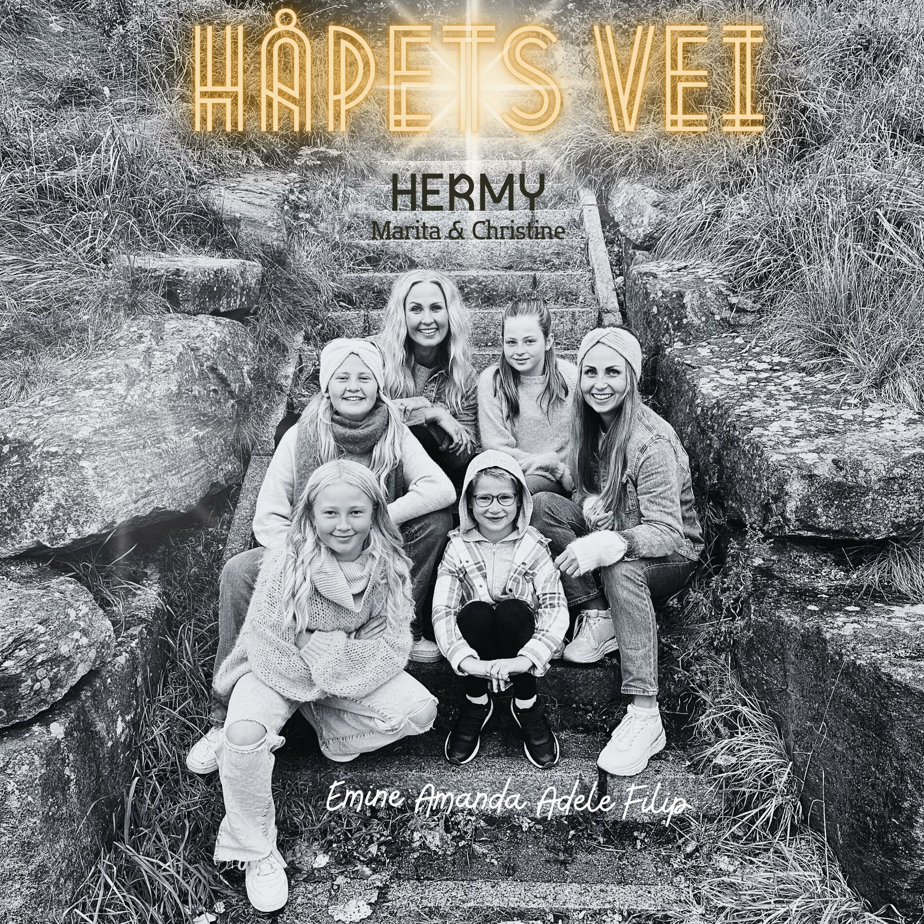 Album cover of Håpets Vei (feat. Marita Watne Venås, Christine Watne Kristiansen, Emine, Amanda, Adele & Filip)