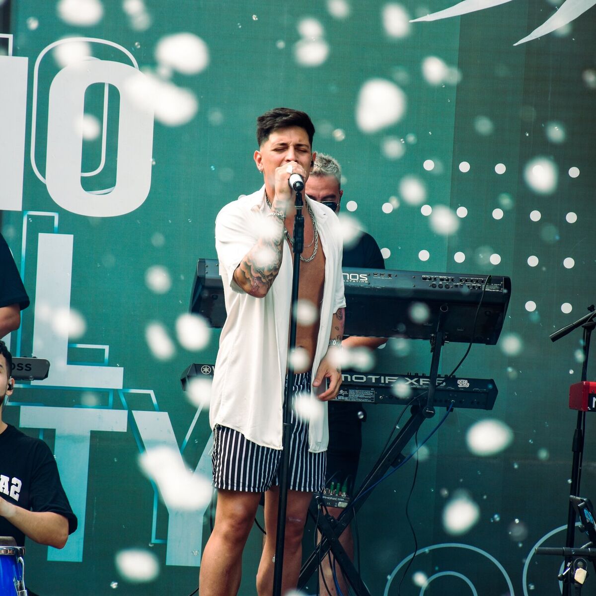Album cover of Por el contrario