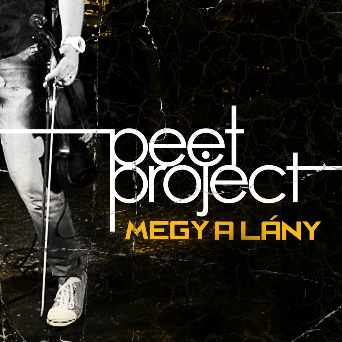 Album cover of Megy a lány