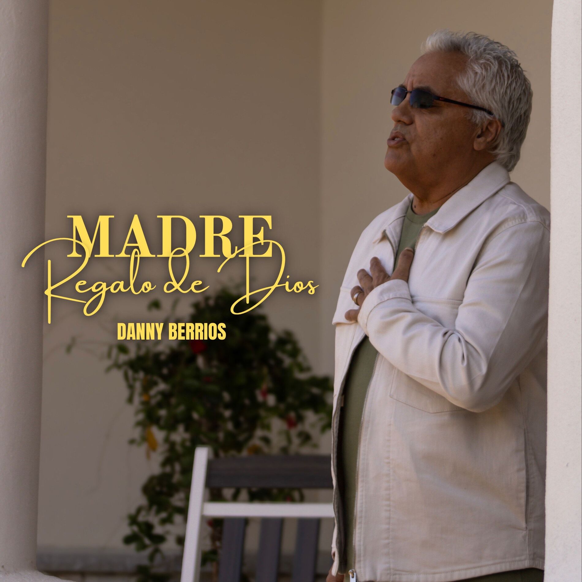 Album cover of Madre Regalo de Dios